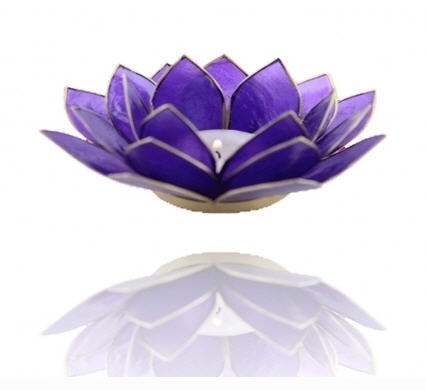 Chakra-Teelicht "Lotus" Tanzanite indigo mit Silberrand - Stirn-Chakra