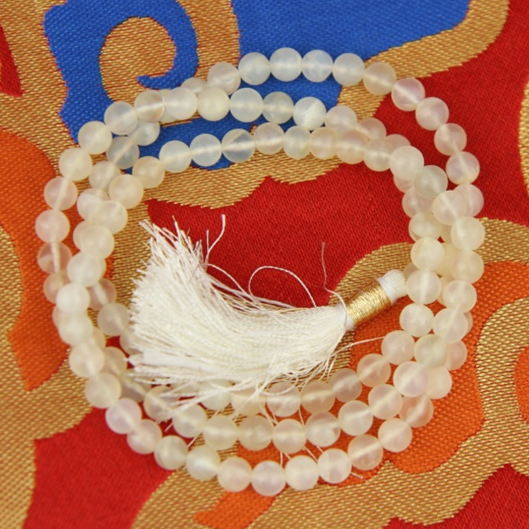 Mala Mondstein in AA-Qualität 108 Perlen